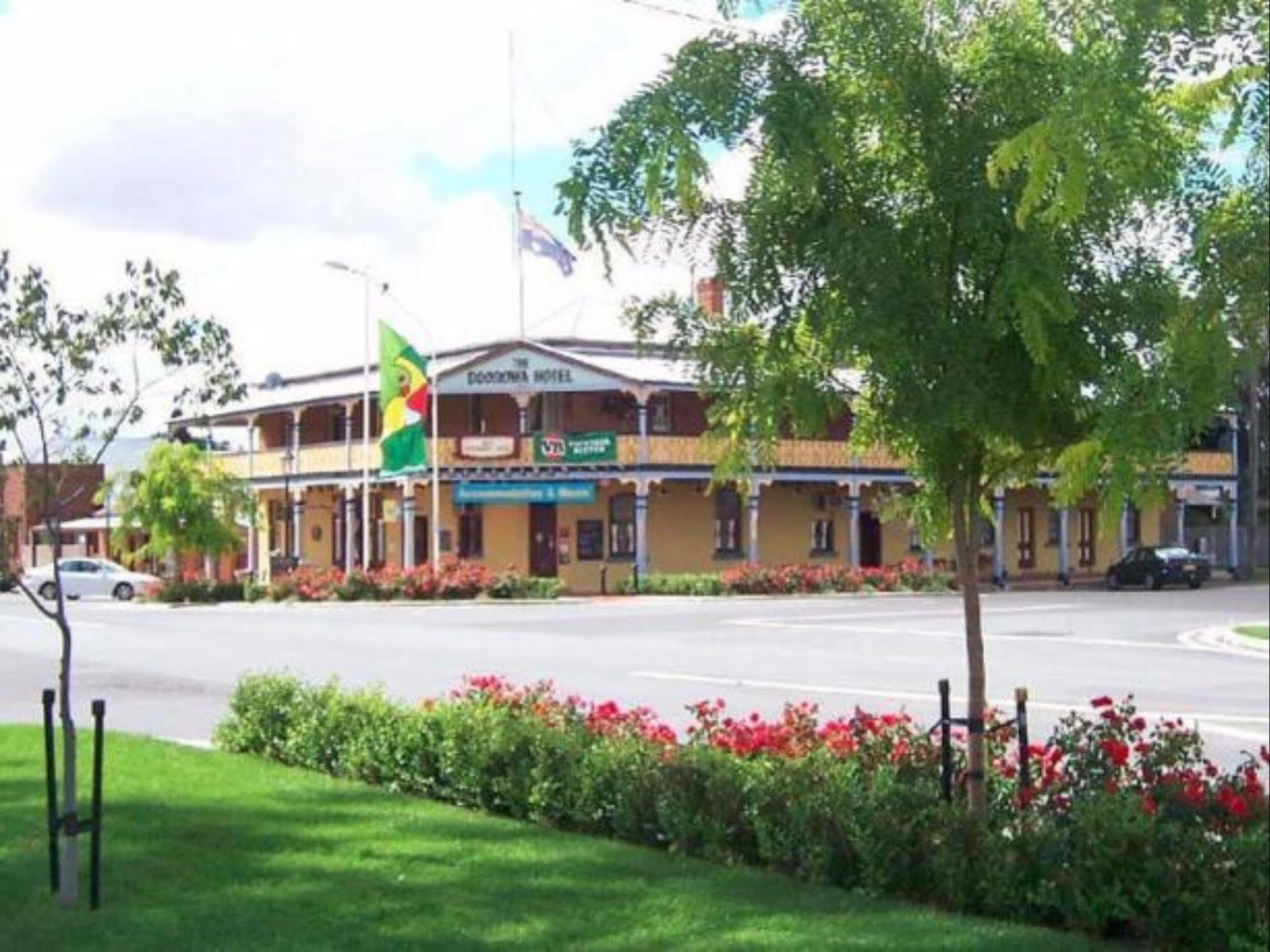 Boorowa Hotel Exterior photo